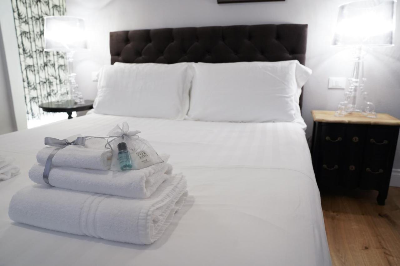Art Apartment Black & White Suite Florenz Exterior foto