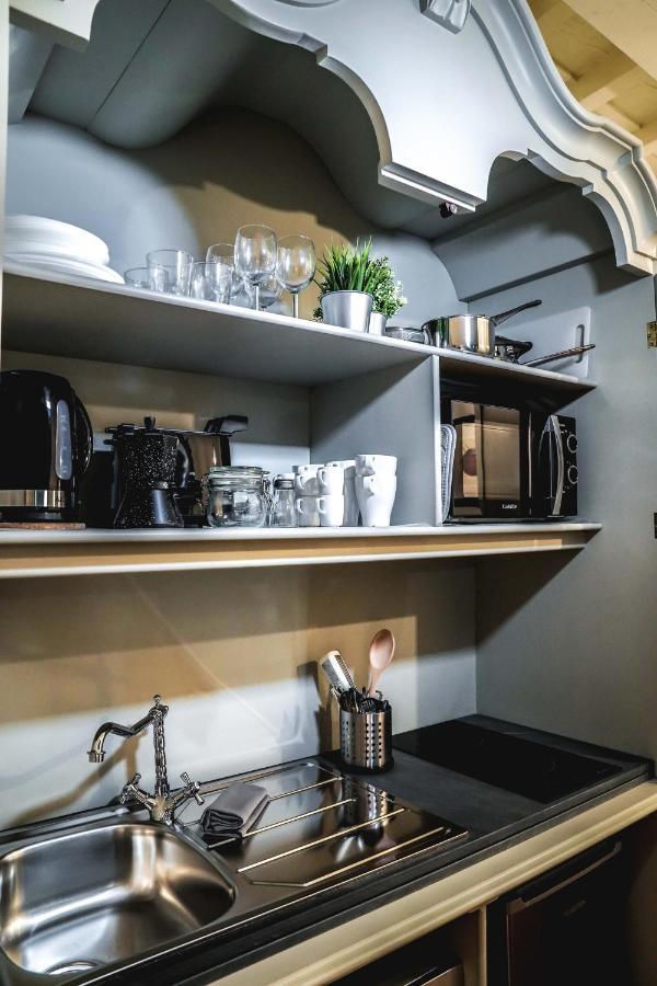 Art Apartment Black & White Suite Florenz Exterior foto